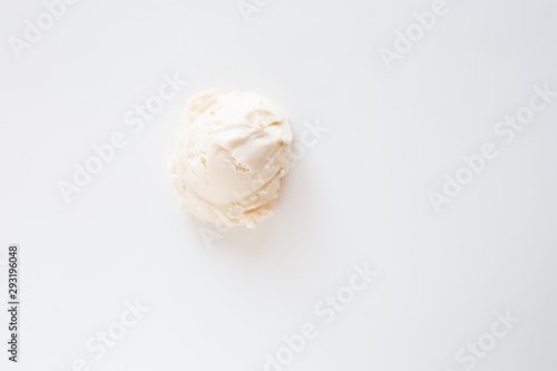 Vanilla Flavored Gelato Ice Cream Scoop