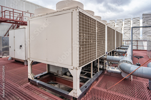 Konstfotografi Air cooled water chiller with pipework