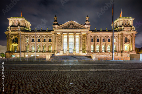 Deutscher Bundestag im Reichstagsgebäude Berlin