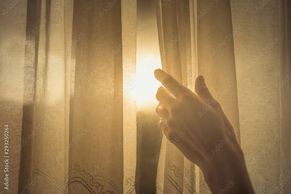 Fotografie Waking up to new day new start