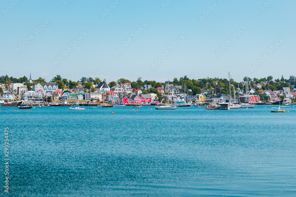 Obraz premium The view on Lunenburg town in Nova scotia