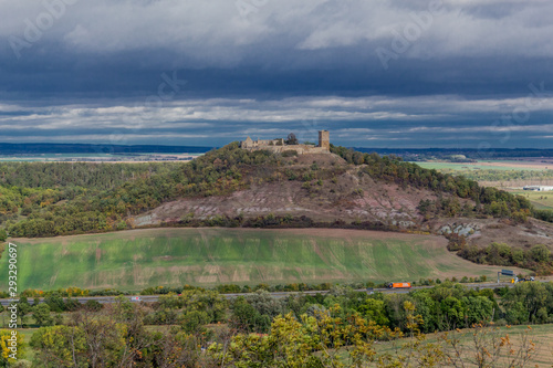 Wanderung rund um die Drei Gleichen im herbstlichen Thüringer Becken - Drei Gleichen/Deutschland photo