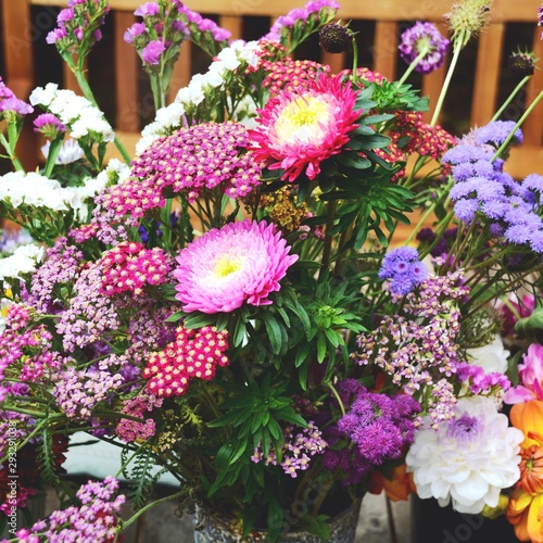 Hübscher Blumenstrauß mit A...