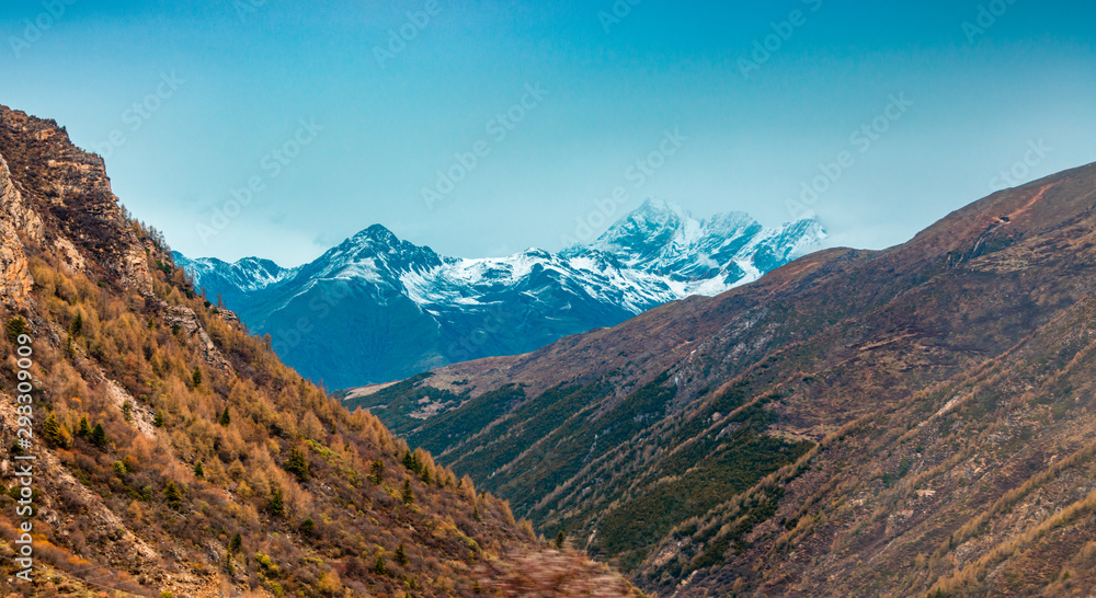 The scenery of Barang Mountain in Ganzi County, Sichuan Province, China