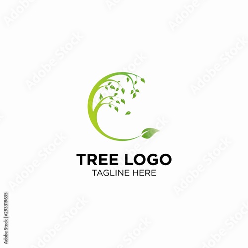 tree logo. circle tree logo templates © Brayan Jaya