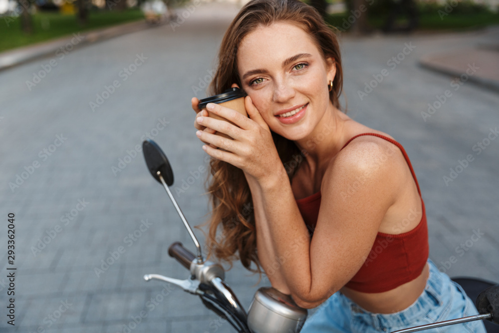 Fototapeta premium Beautiful young girl wearing casual summer clothing