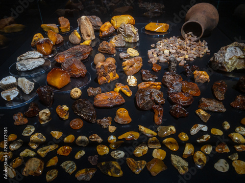 Amber stone pieces different sizes