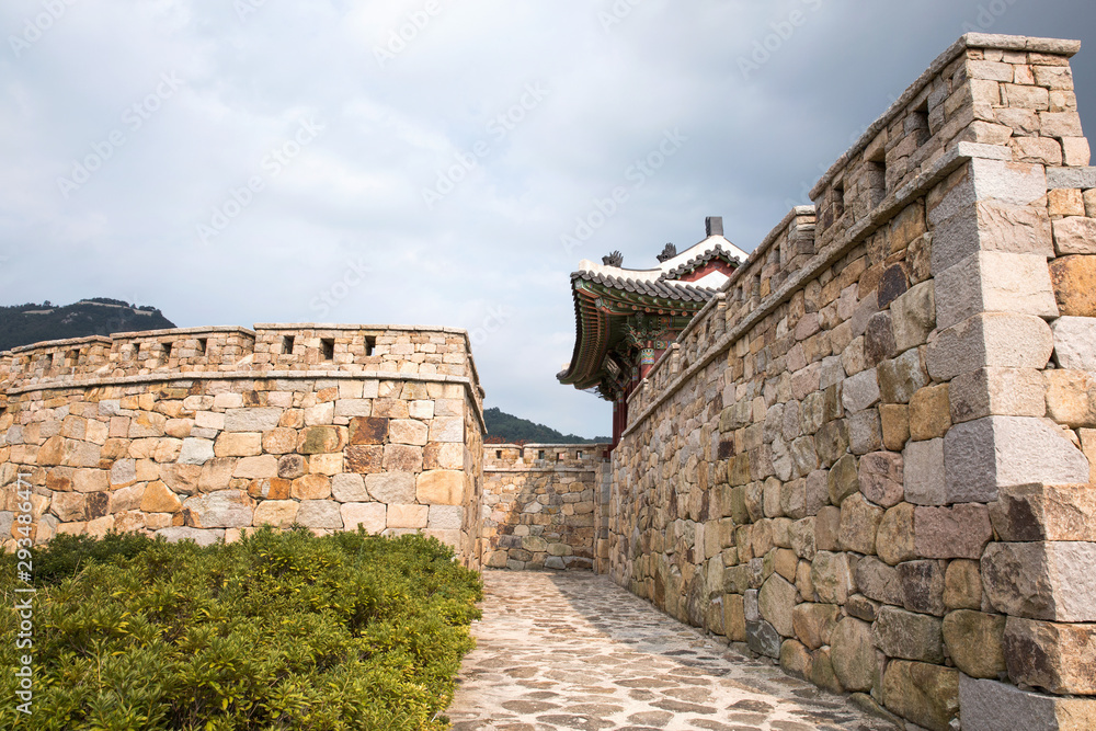 Obraz premium Gimhaeeupseong Fortress in Gimhae-si, Korea.