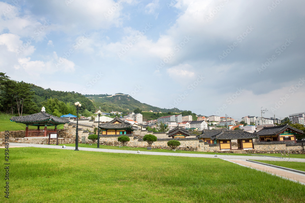 Royal Tomb of Queen Heo is a grave of the Gaya era in Gimhae-si, Korea.