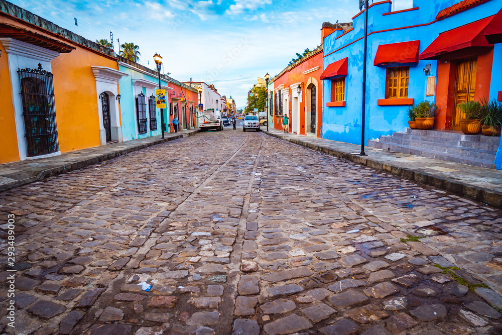 Obraz premium Sreet view in Oaxaca City, Mexico