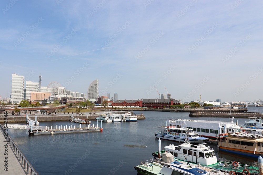 Fototapeta premium 横浜港の風景(神奈川県),Yokohama Port(Yokohama City,Kanagawa Pref,Japan)
