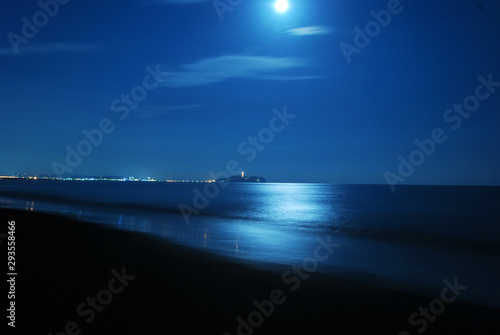 月夜の江の島