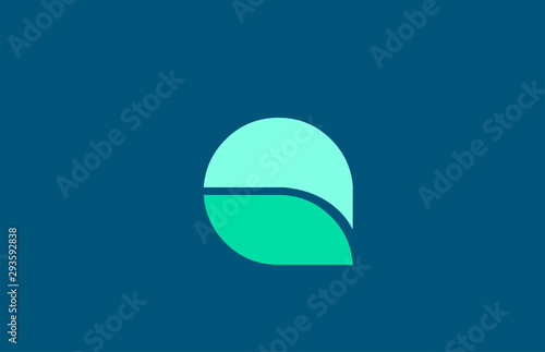 Q in blue green color letter logo alphabet for icon design