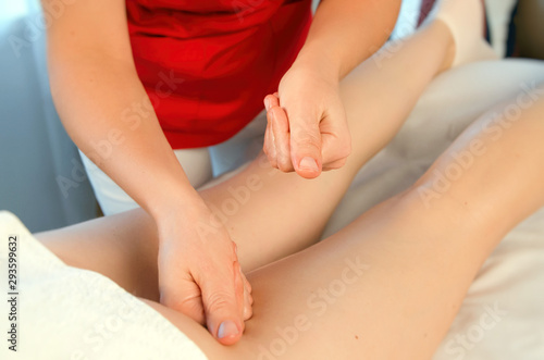 Anti Cellulite Massage with Hands