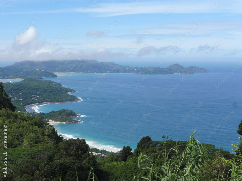 Fototapeta premium Beautiful island view from mahé