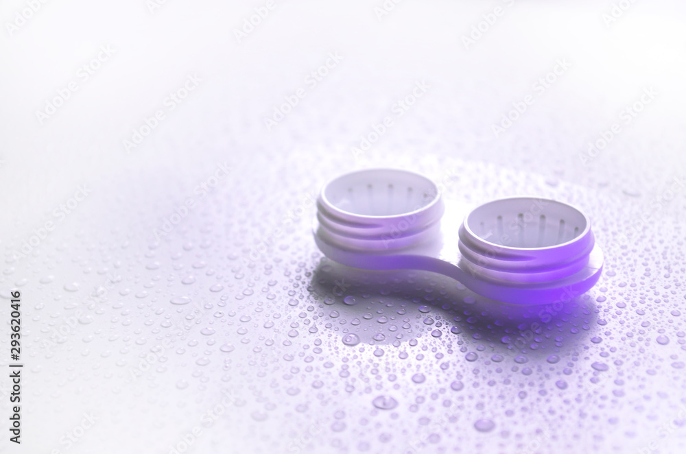 Case with contact lenses. Poor vision, problems. Case with contact lenses. Poor vision, problems.