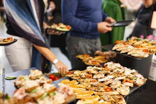 Food and drinks for corporate events, parties, conferences, summits.