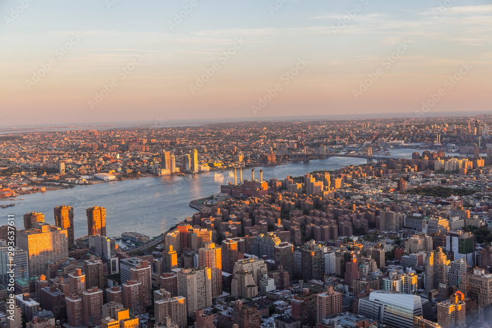 Vistas de Nueva York desde el Empire State al atardecer Vistas de Nueva York desde el Empire State al atardecer