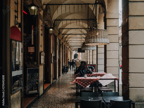 Fototapeta Naklejka Na Ścianę i Meble -  Street arcade in Bologna, Emilia Romagna, Italy