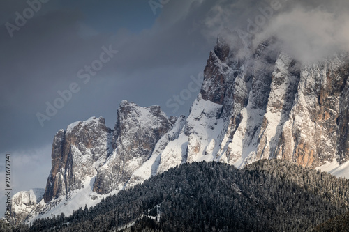 Obraz na płótnie Beautiful sunset dolomites mountain peaks in Santa Maddalena in the Val di Funes in Italy w salonie