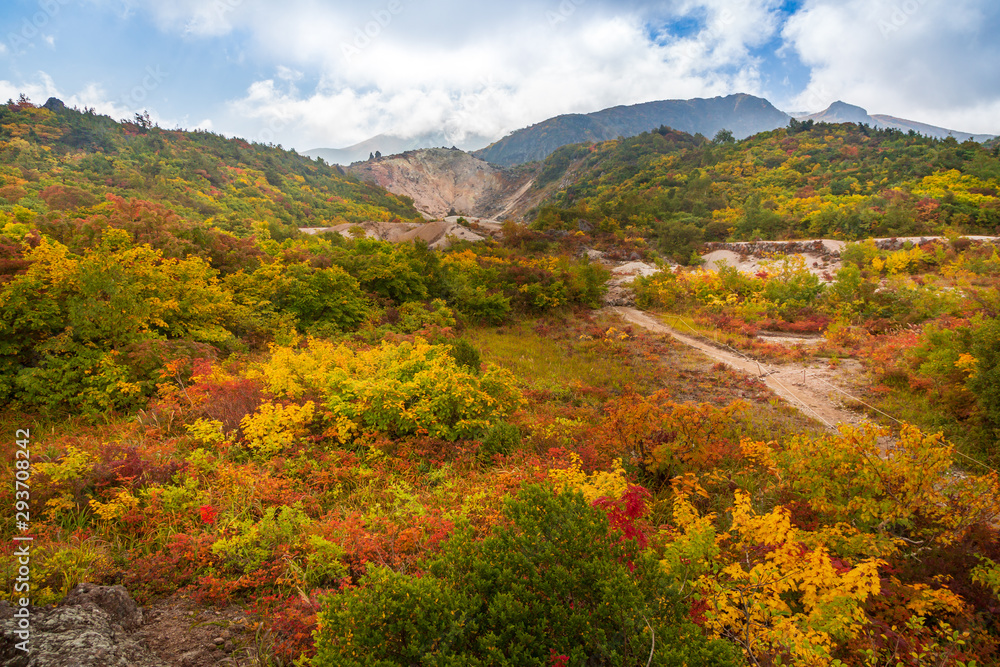 栗駒山須川登山道賽ノ河原の紅葉 栗駒山須川登山道賽ノ河原の紅葉