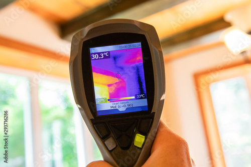 Фотография Indoor damp & air quality (IAQ) testing
