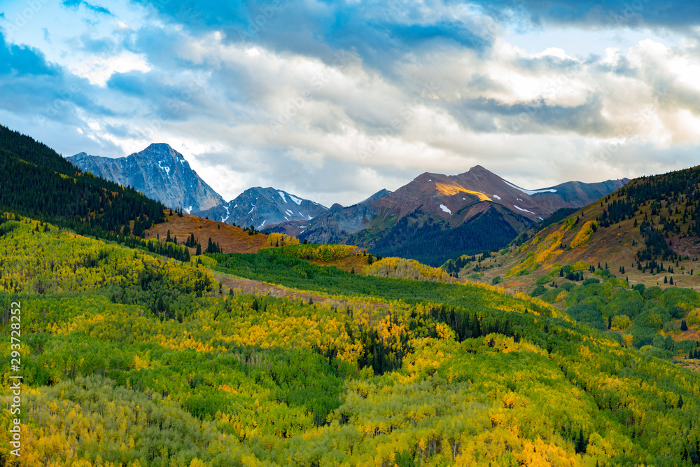 Fototapeta premium Capitol Peak Sunset