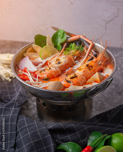 salad with shrimps