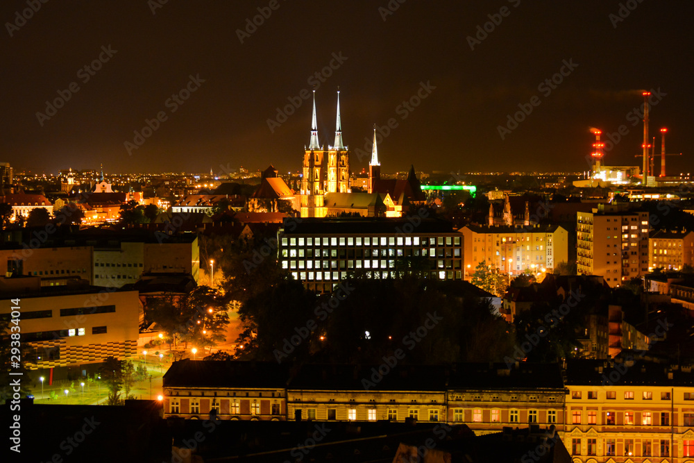 Fototapeta premium View of the Cathedral of John the Baptist by night in Wroclaw