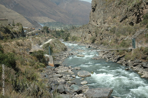 paseo en tren rio urubamba perú  photo