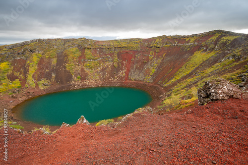 Island - Vulkankrater photo