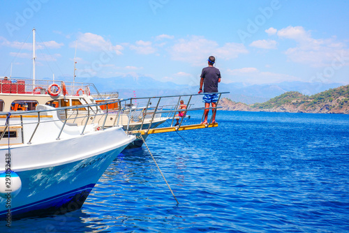 fishing sea sky ships blue 