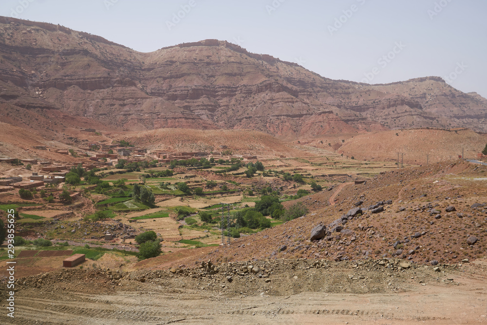 The Atlas Mountains are a mountain range in the Maghreb. It stretches through Morocco, Algeria and Tunisia. 