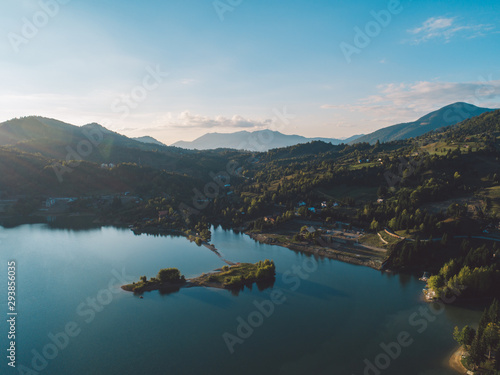 Wallpaper Mural Mountain lake Torontodigital.ca