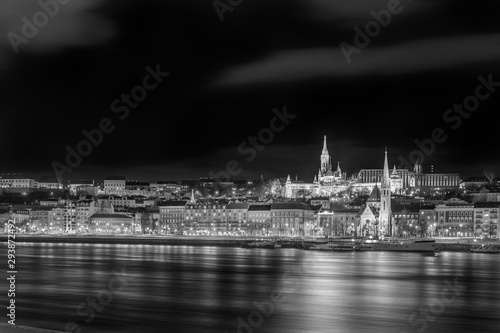 Budapest at Night © salman