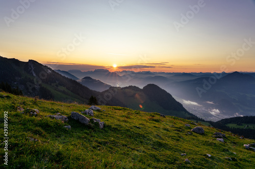 Fototapeta Naklejka Na Ścianę i Meble -  Sunrise over the tyrol alm high over the mountains scenery