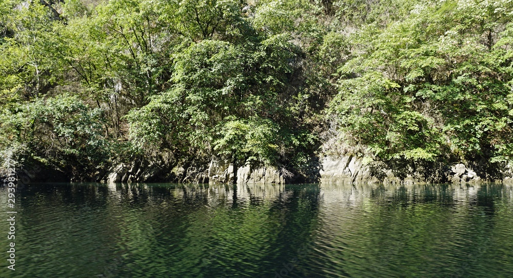 Obraz premium colorful matka canyon in northern macedonia