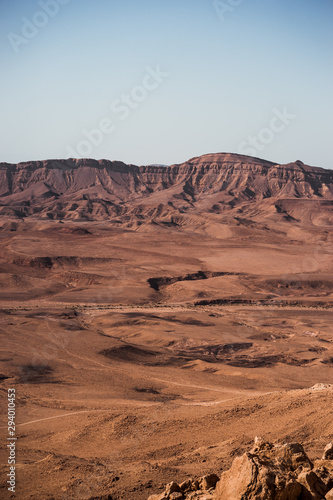 Billede på lærred Amazing desert landscape at Ramon Crater