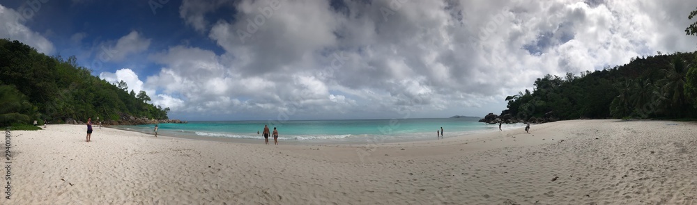 Beach like in paradise Beach like in paradise
