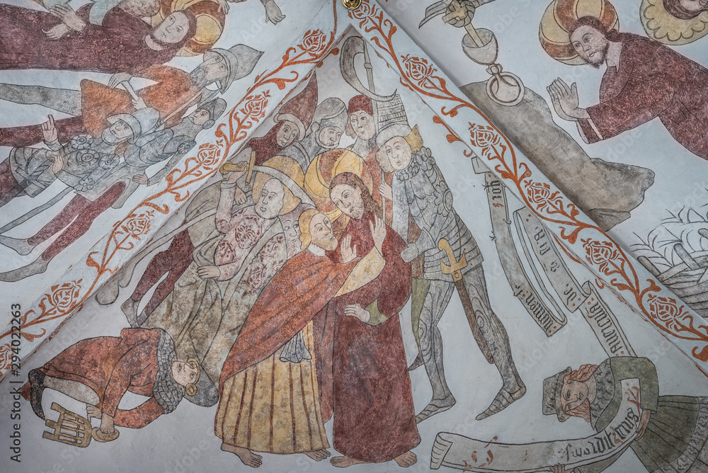 Ταπετσαρία The Kiss of Judas in the garden of Gethsemane, a medieval fresco