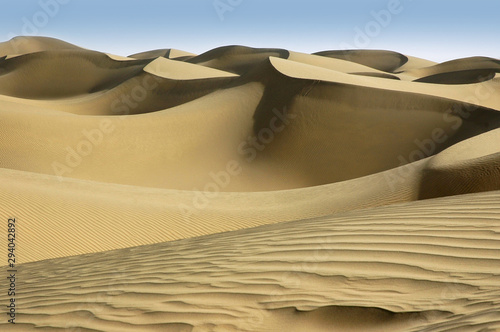 Sand dunes of Taklamakan Desert ("Place of No Return). Xinjiang, China, Asia.