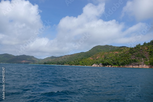 Beautiful coastine of the Seychelles © Sandra