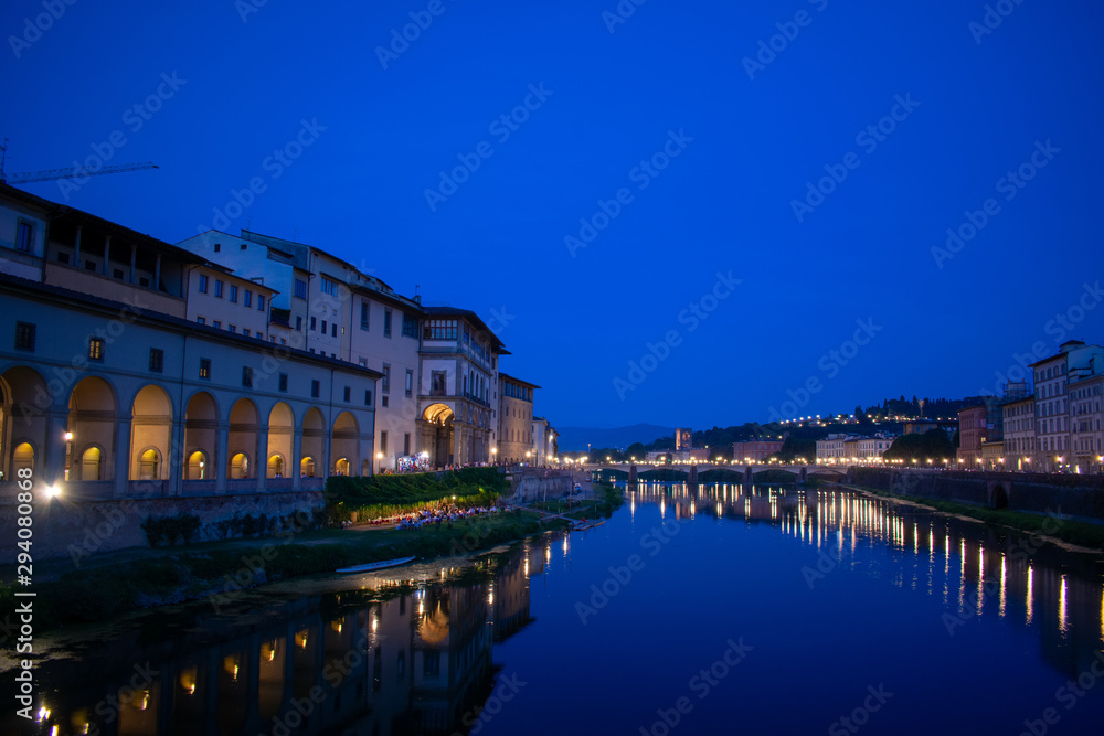 Firenze by night