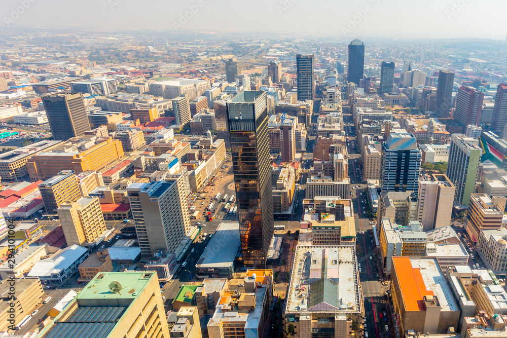 Obraz premium Central business district of Johannesburg city panorama, South Africa