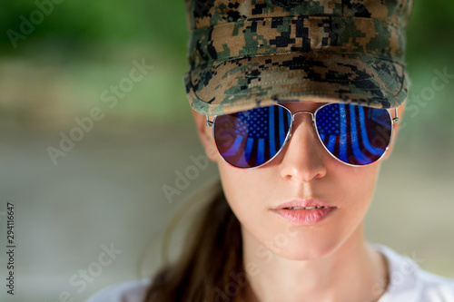 фотографія Female US Army Soldier