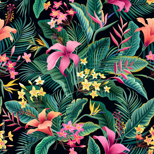 seamless floral pattern. tropical floral pattern with hibiscus and palm leaves on black background © citradora