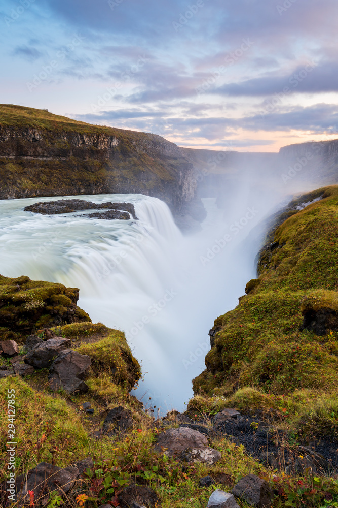 Fototapeta premium Island - Wasserfall