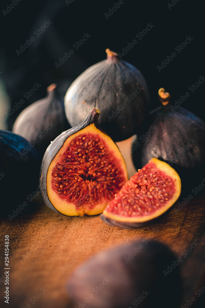 fresh figs on wooden table