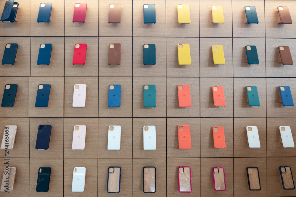 AVENTURA, FLORIDA, USA - SEPTEMBER 20, 2019: Apple iphone 11 series  protection cases hanging on the wall in Apple store in Aventura Mall Stock  Photo | Adobe Stock