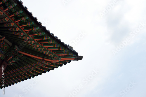 Roof decoration design used in traditional Korean architecture